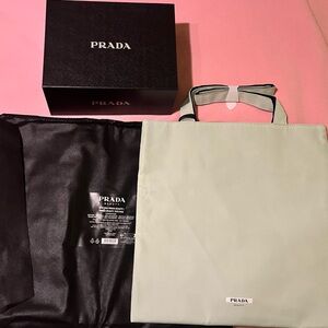 Prada Beauty Reversible Tote with Zip Pouch - Mint Green reverses to Black BNIB